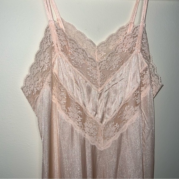 Vintage Gilead 70’s Light Pink Maxi Nightgown Size Small - Picture 6 of 12
